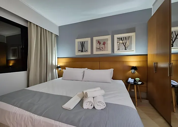 Flat Hotel Moema Av. Rouxinol Com Piscina